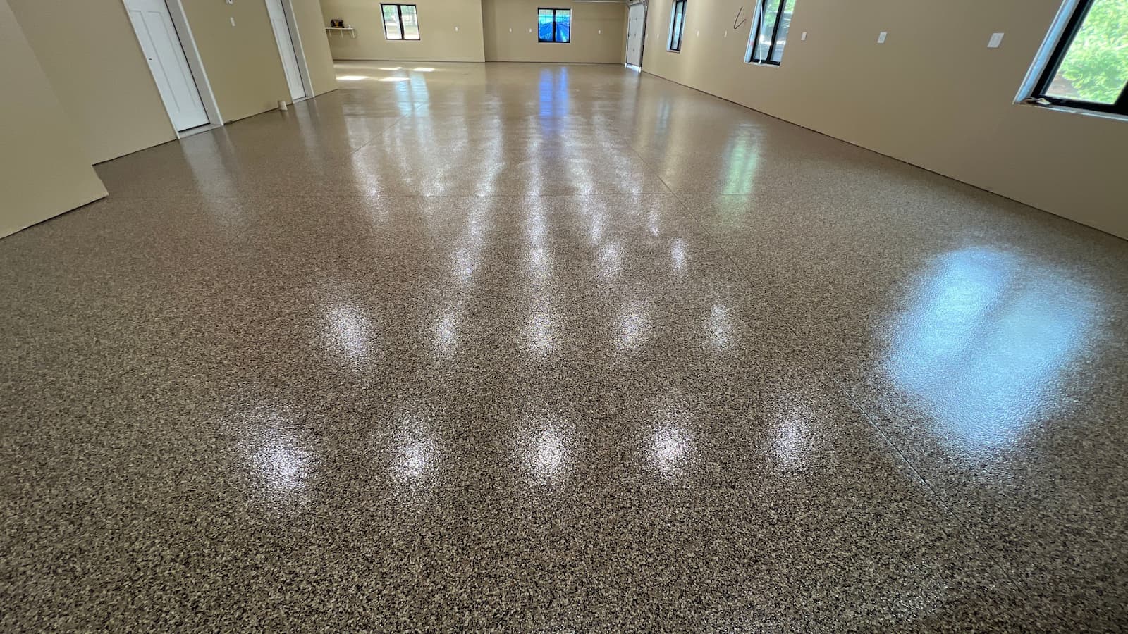 wide shot Conquering the Cold: Polyurea Coatings for Year-Round Flooring Projects in the Dakotas