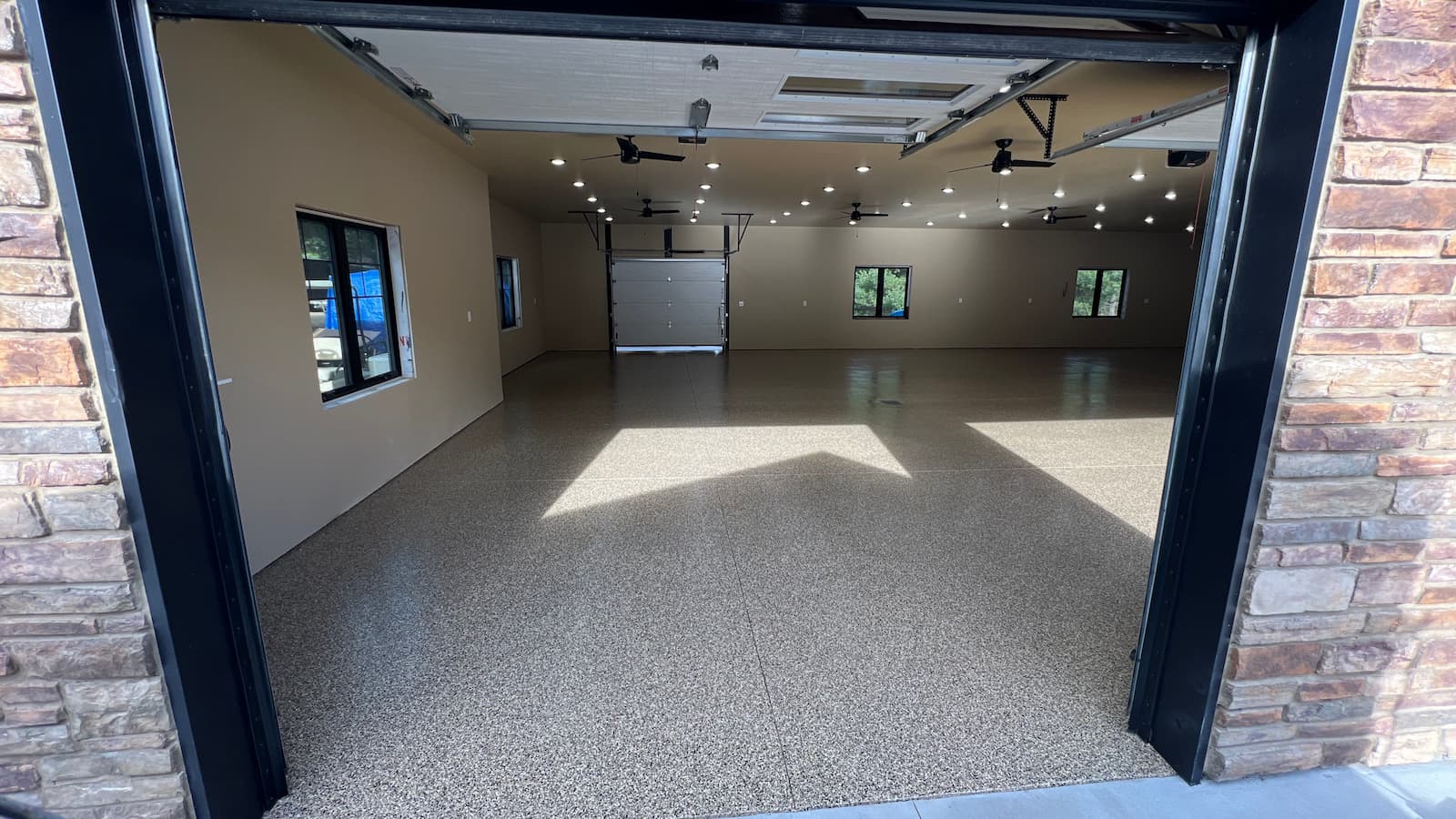 Conquering the Cold: Polyurea Coatings for Year-Round Flooring Projects in the Dakotas